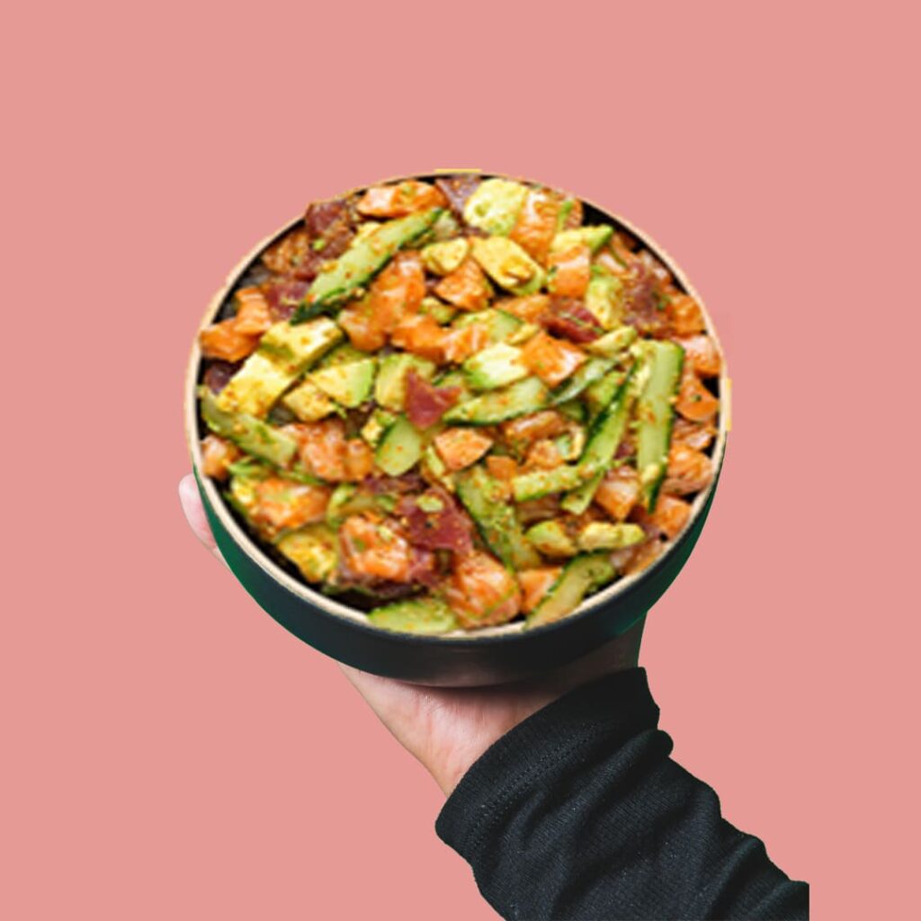 Chirashi pokés au poisson mariné, servi sur un lit de riz japonais - spécialité de Tastyrice.