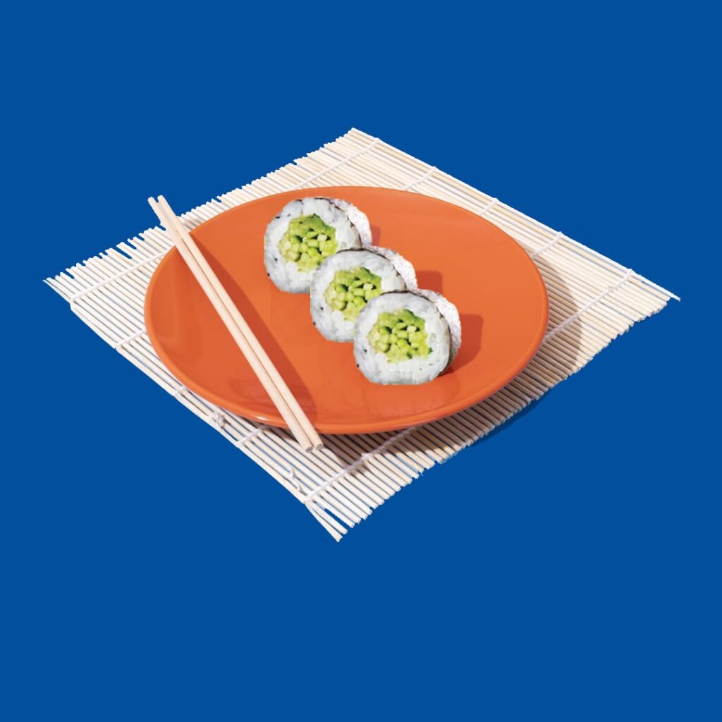 Maki classique avec concombre croquant, enroulé dans une feuille d'algue et du riz - une option fraîche et halal de Tastyrice - Makis