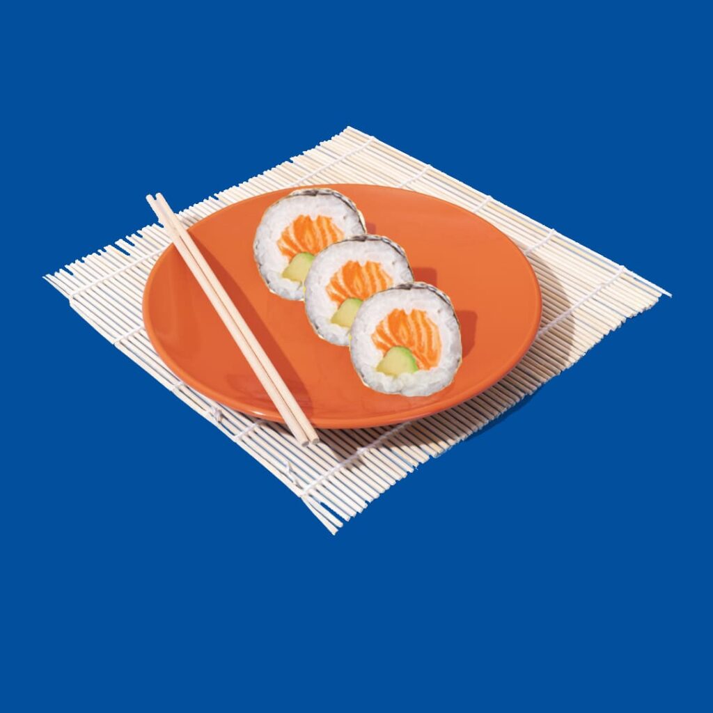 Maki classique avec saumon frais et avocat crémeux, roulé dans du riz - une combinaison savoureuse de Tastyrice - Makis