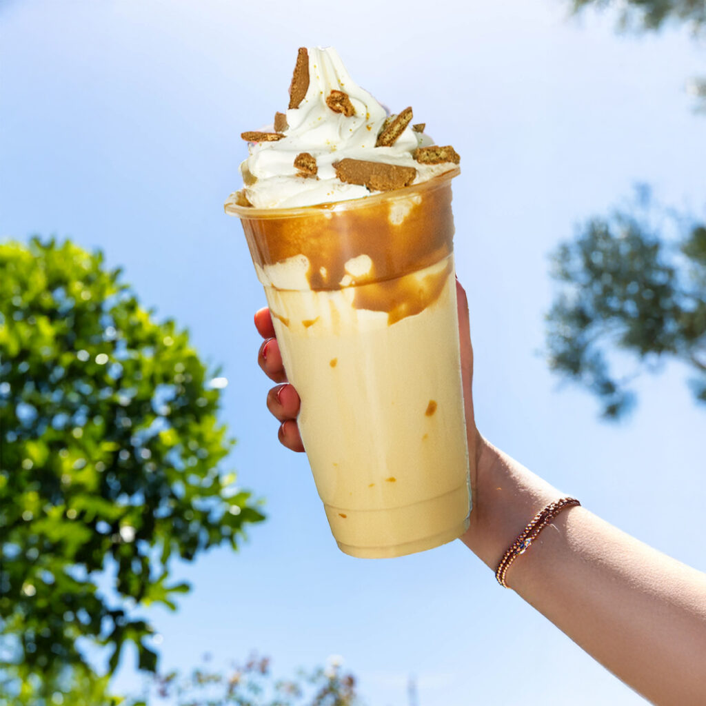 Milkshake Spéculoos avec chantilly et caramel, boisson gourmande Tastyrice. - Jus frais Paris - Jus frais Bordeaux